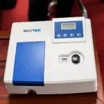SP-VG722 spectrophotometer top view laboratory instrument