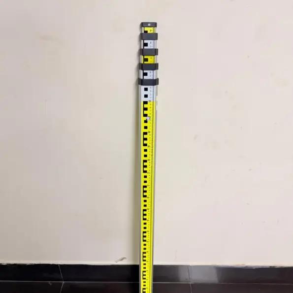 leveling staff for surveying