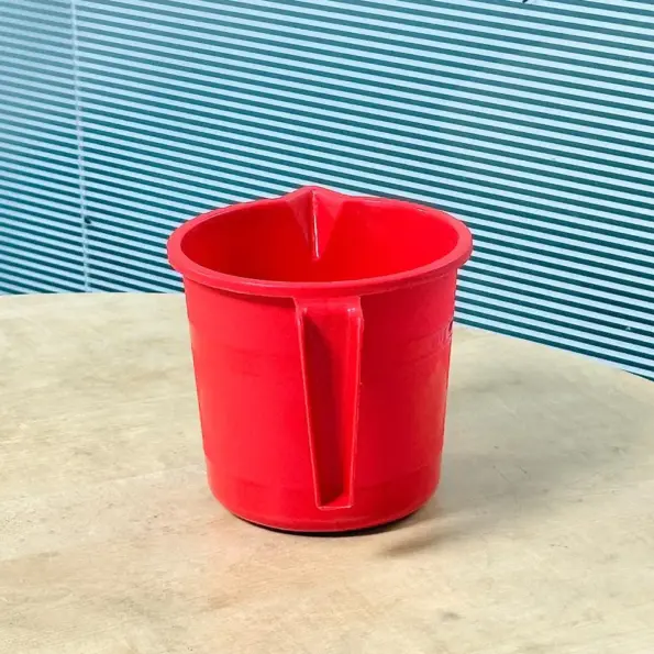plastic water mug