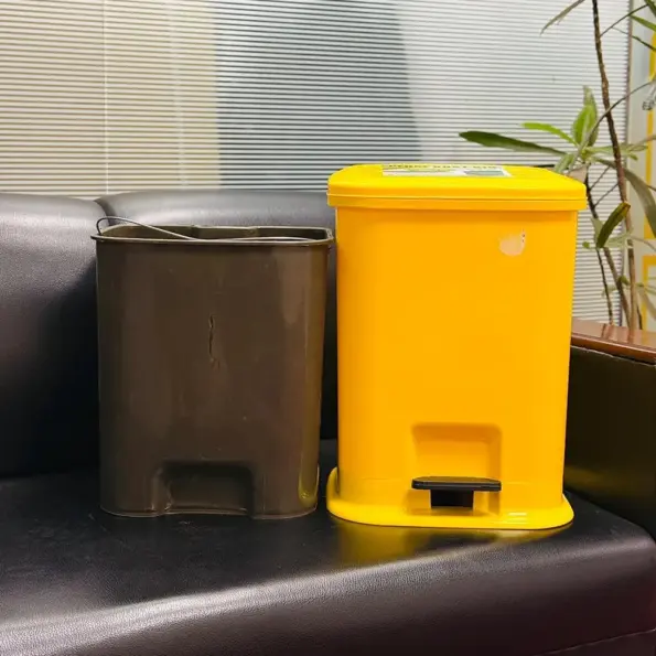 Pedal dust bin BD plastic foot operated waste bin with lid