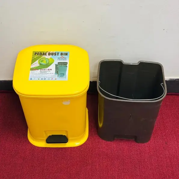 Pedal dust bin BD plastic foot operated waste bin with lid