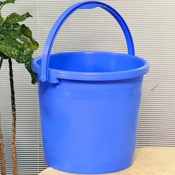 Blue plastic bucket BD heavy duty water bucket with handle