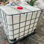 IBC 1000 liter capacity water tank