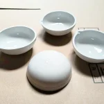 Laboratory Use 40ml-5000ml Chemistry Thickened Porcelain Round Bottom 82mm 90mm 100mm Ceramic Evaporating Dish With Pouring Lip